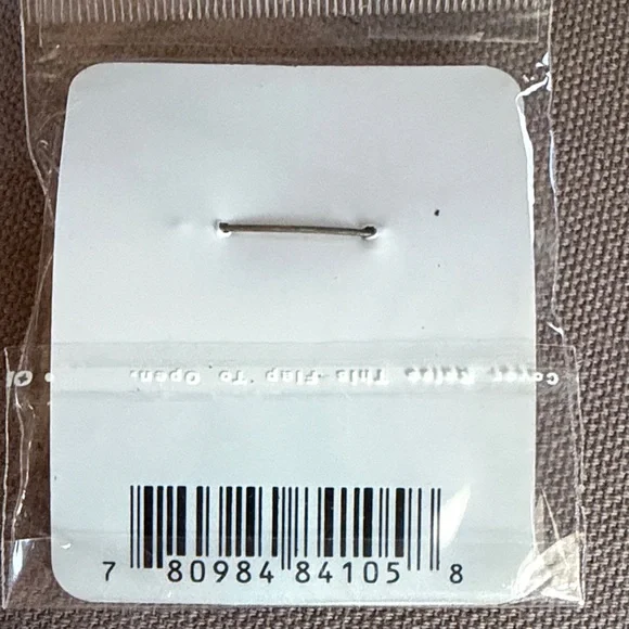 Cross Brooch - Picture 2 of 3